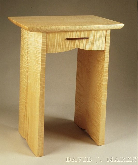 Episode 701: Contemporary Night Table